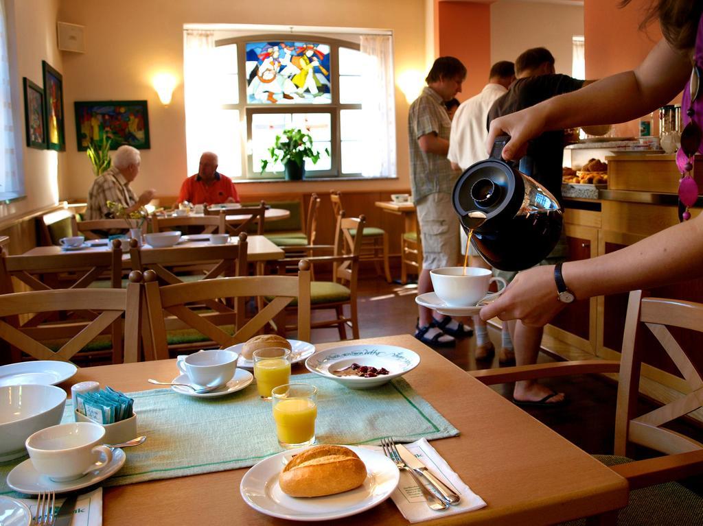 Hotel Dom-Eck Bautzen Bagian luar foto