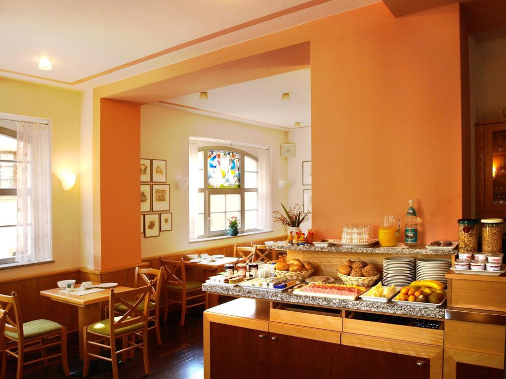 Hotel Dom-Eck Bautzen Bagian luar foto